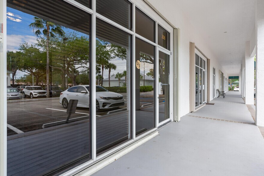 More Photos Of 658 W Indiantown Rd, Jupiter Medical For Lease