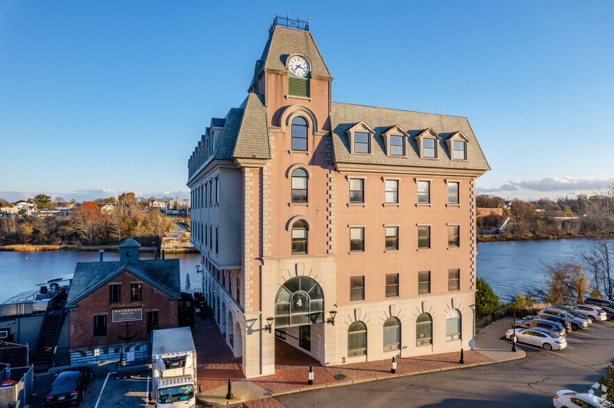 More Photos Of 4 Richmond Sq, Providence Office For Lease