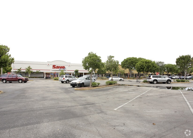 More Photos Of 1006 E Sample Rd, Pompano Beach Storefront For Sale