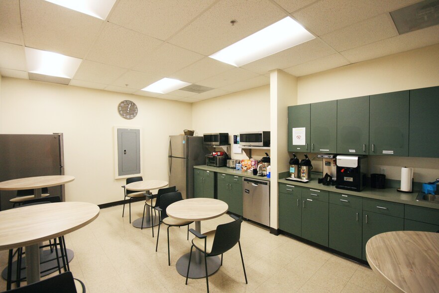 More Photos Of 3801 Automation Way, Fort Collins Office For Sale