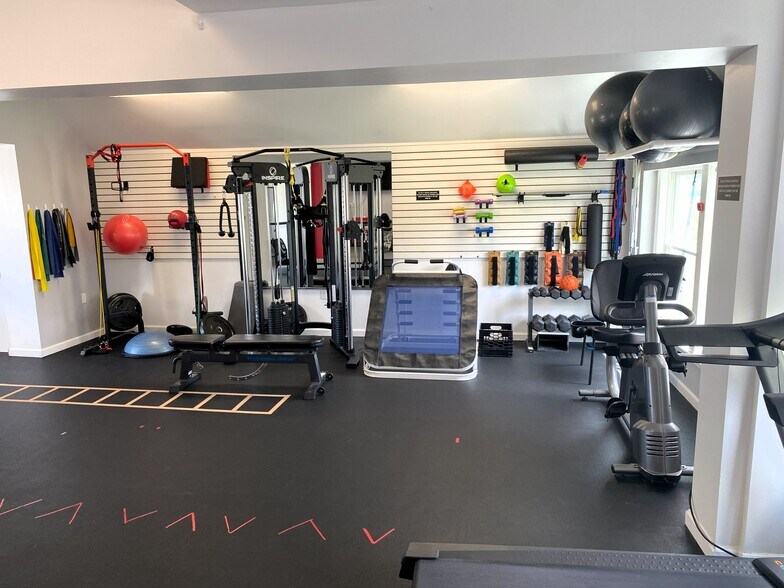 More Photos Of 3103 W Emaus Ave, Allentown Office For Lease