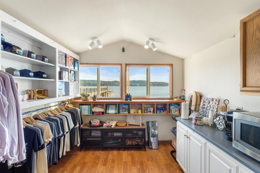 More Photos Of 15711 NE North Shore Rd, Tahuya Marina For Sale