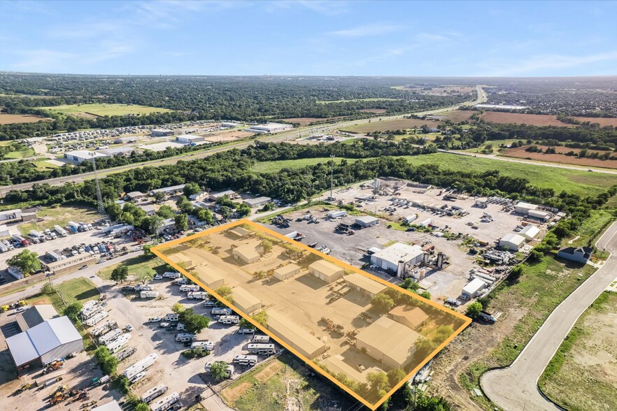 More Photos Of 120 Iron Horse Dr, Hutto Industrial For Lease