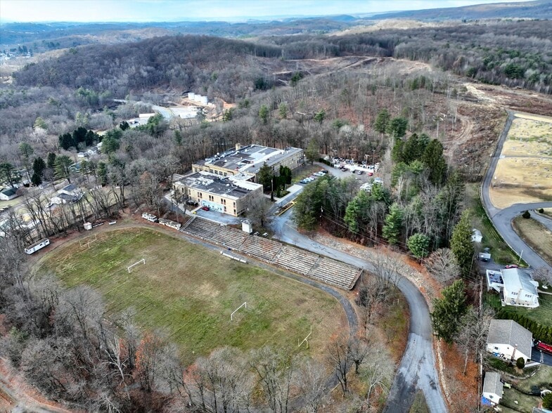 More Photos Of 15 Alliance St, New Philadelphia Rehabilitation Center For Sale