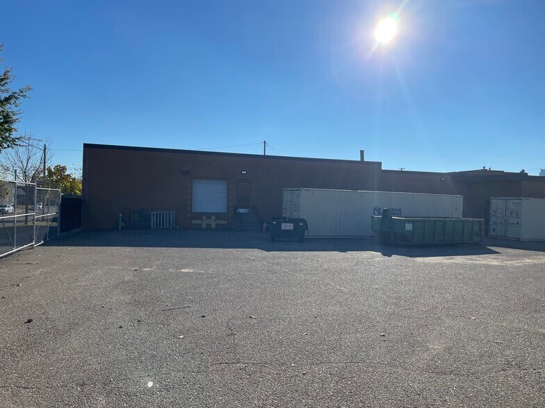 More Photos Of 323 NE Pierce St, Minneapolis Industrial For Sale