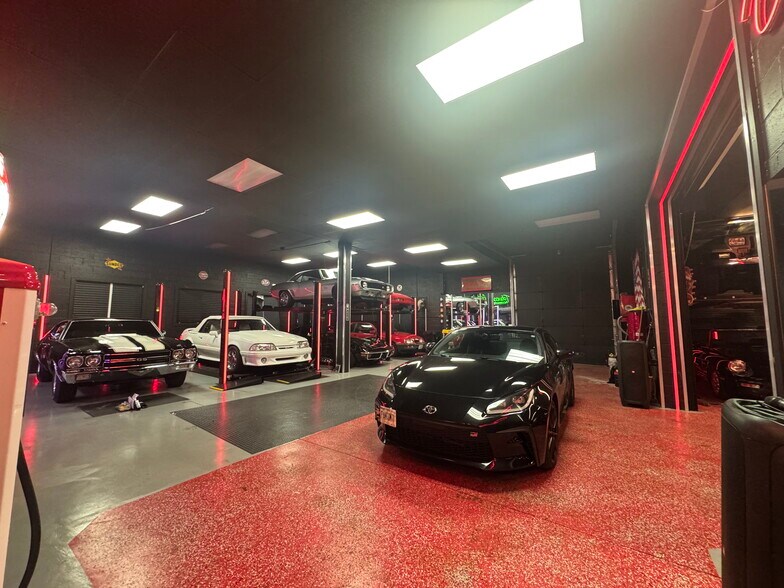 More Photos Of 41 Degnon Blvd, Bay Shore Manufacturing For Sale