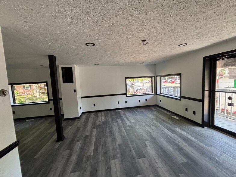 More Photos Of 11021-11025 Jefferson Ave, Newport News Auto Dealership For Sale