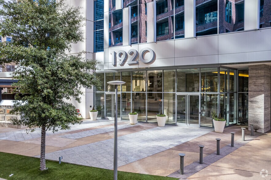 More Photos Of 1920 McKinney Ave, Dallas Office For Lease