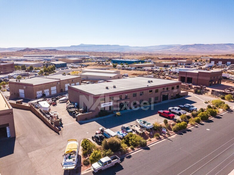 More Photos Of 892 E Commerce Dr, St George Warehouse For Lease