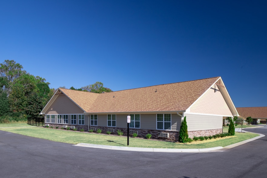 More Photos Of 138 Gateway Ln, Bethlehem Assisted Living For Sale