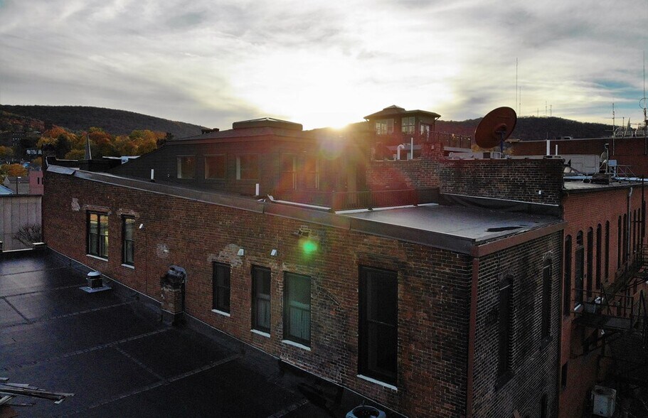 More Photos Of 29 E Market St, Corning Office Residential For Lease