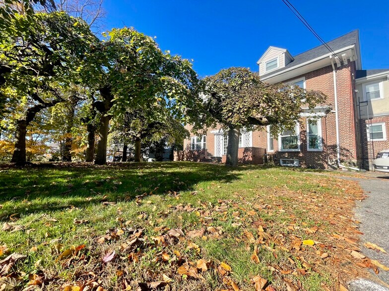 More Photos Of 445 S Main St, Haverhill Apartments For Sale