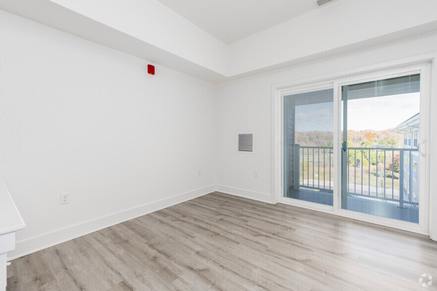 More Photos Of 214 Pier 1 Rd, Stevensville Apartments For Lease