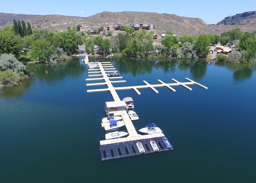 More Photos Of 57662 N Hwy 155 N, Electric City Hotel For Sale