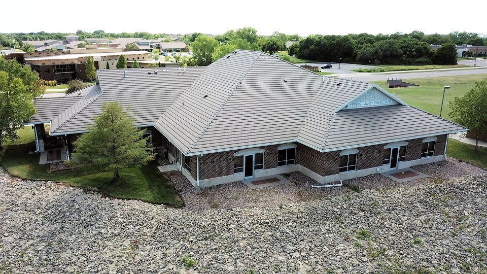 More Photos Of 3122 N Cypress St, Wichita Medical For Lease