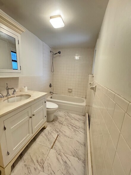 More Photos Of 35-34 31st St, Astoria Storefront Retail Residential For Sale