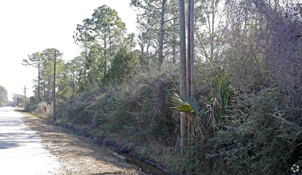 More Photos Of 1504 McKenzie Rd, Panama City Land For Lease