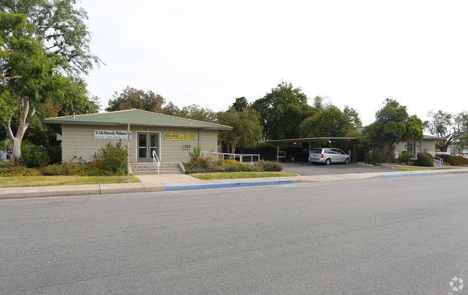 More Photos Of 2920 H St, Bakersfield Medical For Lease