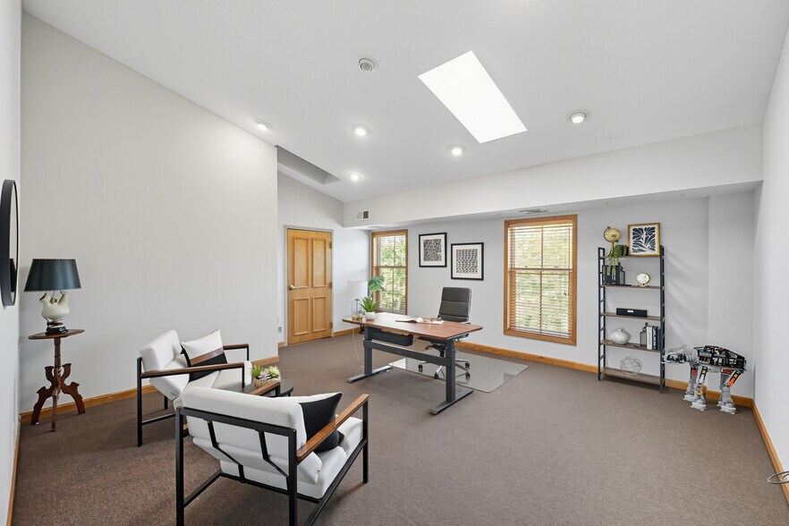 More Photos Of 10130-10134 Colvin Run Rd, Great Falls Medical For Sale