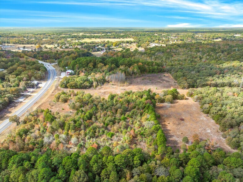 More Photos Of 700 NW Loop 564, Mineola Flex For Sale