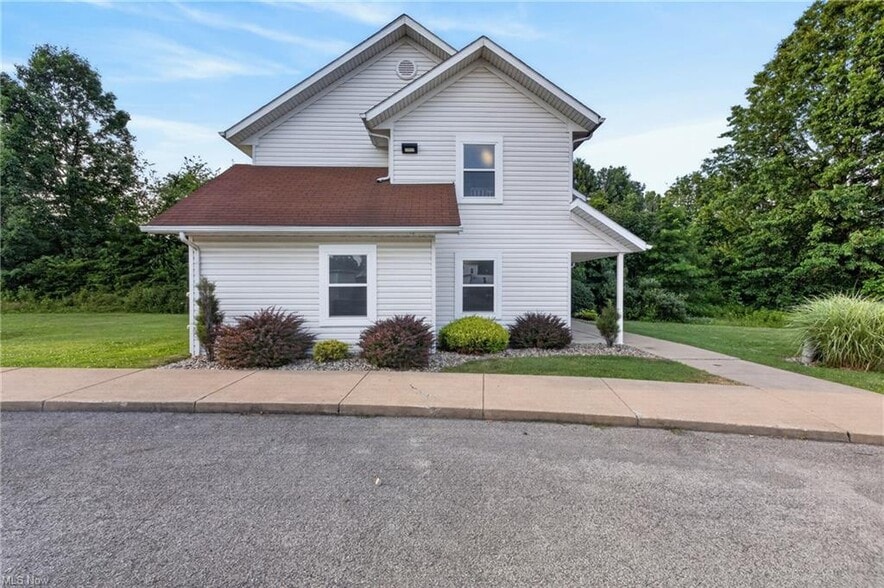Primary Photo Of , Youngstown Multifamily For Sale