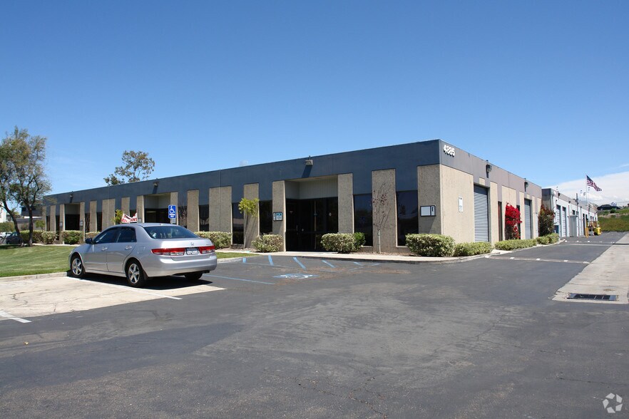 More Photos Of 4883 Ronson Ct, San Diego Unknown For Lease