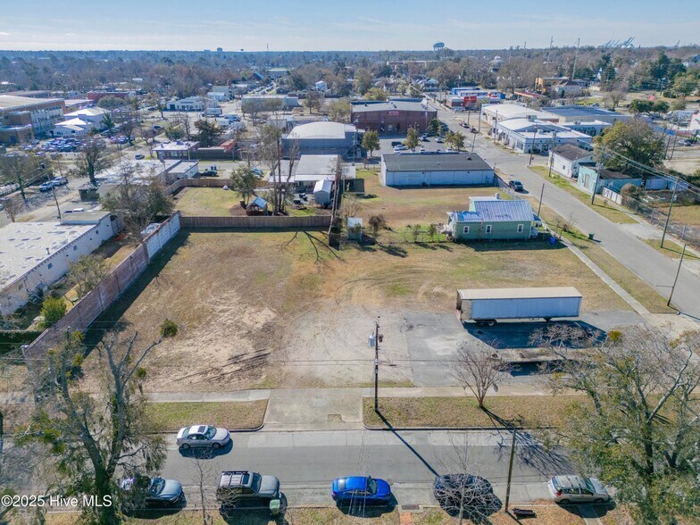 More Photos Of 1102 Chestnut St, Wilmington Land For Sale