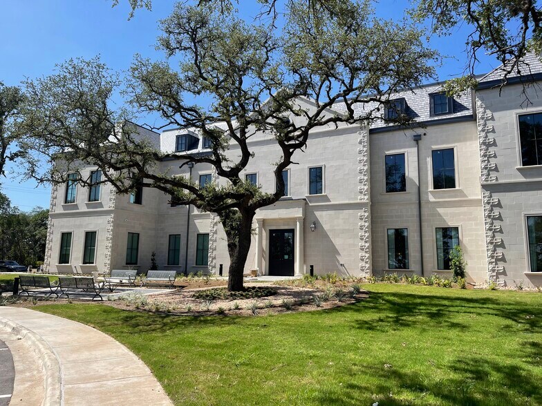 More Photos Of 6420 FM 2244 Rd, Austin Medical For Lease