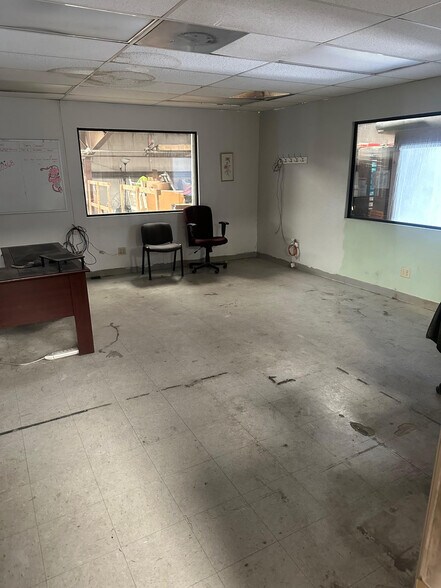 More Photos Of 45 Affonso Dr, Carson City Warehouse For Lease