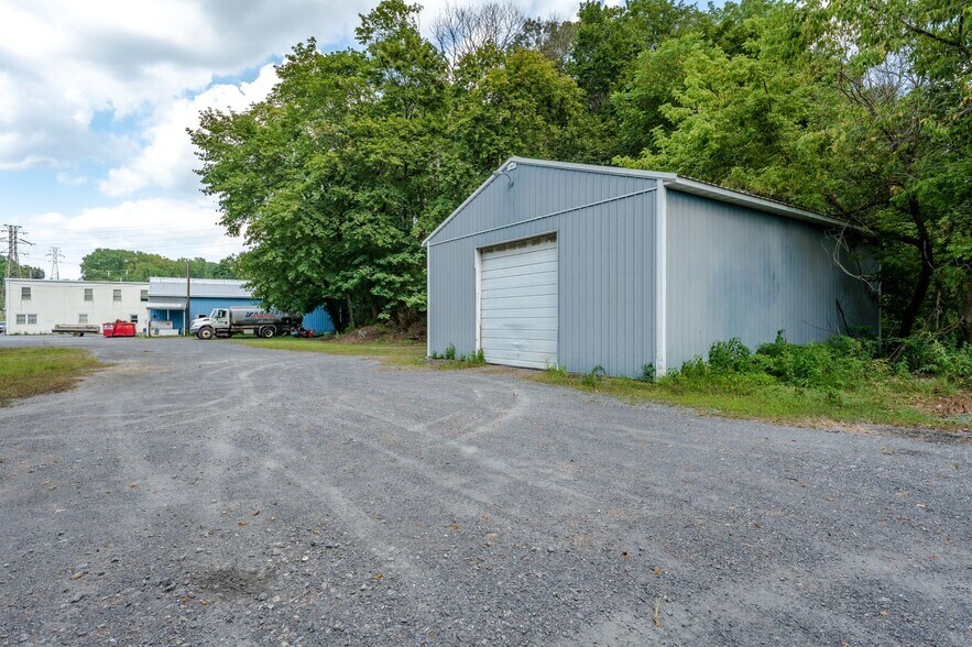 More Photos Of 259 Race St, Catasauqua Warehouse For Sale