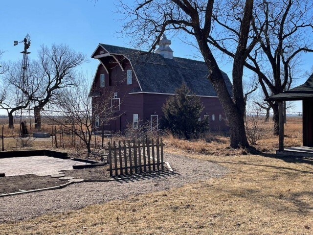 More Photos Of 14152 Highway K64, Whiting Specialty For Sale