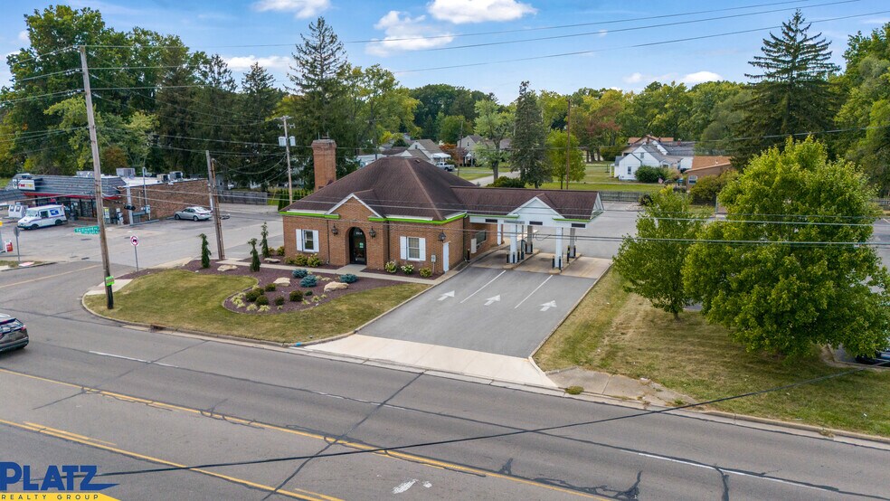 More Photos Of 3516 S Meridian Rd, Youngstown Bank For Sale