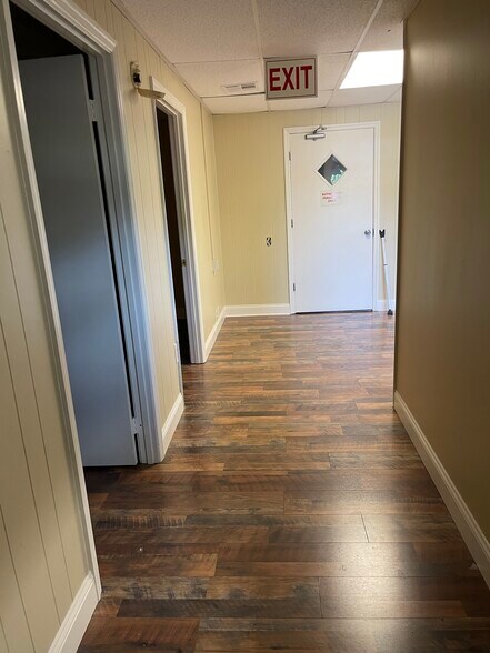 More Photos Of 55 Lamb Loop, Tifton Warehouse For Lease