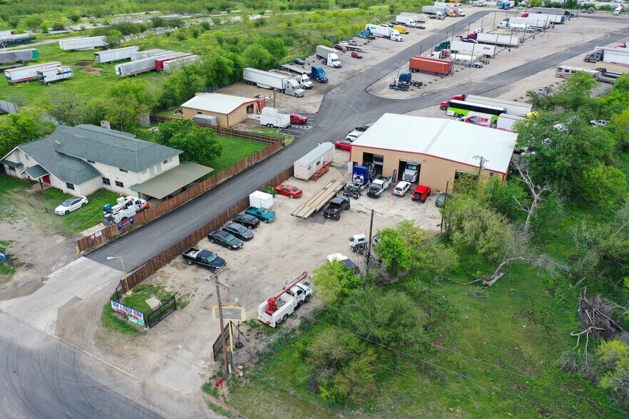 Primary Photo Of 10050 Interstate 35, San Antonio Industrial For Lease
