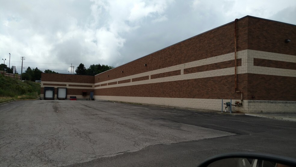 More Photos Of 3201 N Ridge Rd E, Ashtabula Freestanding For Sale