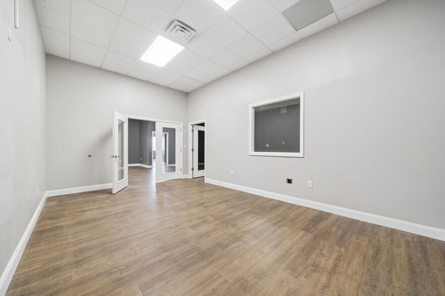 More Photos Of 4491 School Rd S, Export Freestanding For Sale