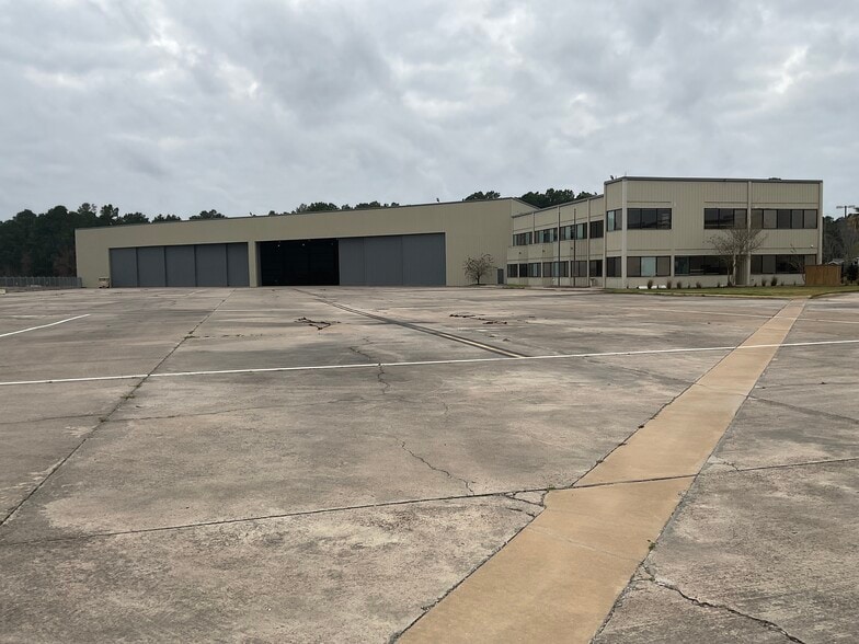 More Photos Of 9310 Max Conrad Dr, Spring Industrial For Sale