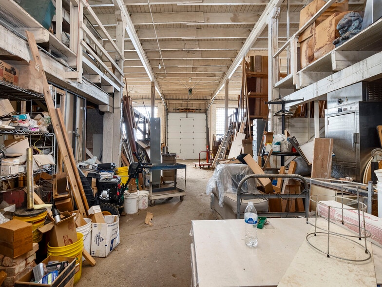 More Photos Of 3056 W Walton St, Chicago Warehouse For Sale