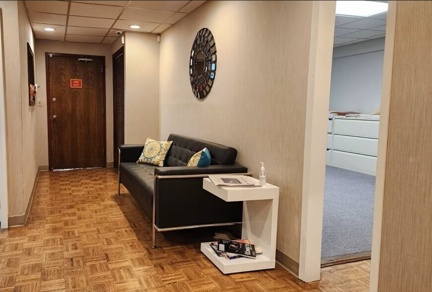 More Photos Of 256 Columbia Tpke, Florham Park Medical For Sale