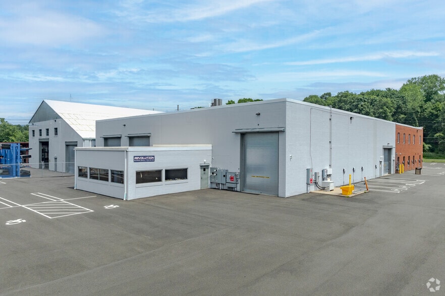 More Photos Of 252 Depot Rd, Milford Light Distribution For Lease