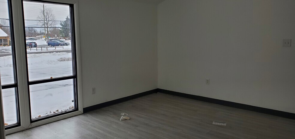 More Photos Of 8600 Sheridan Dr, Buffalo Office Residential For Lease