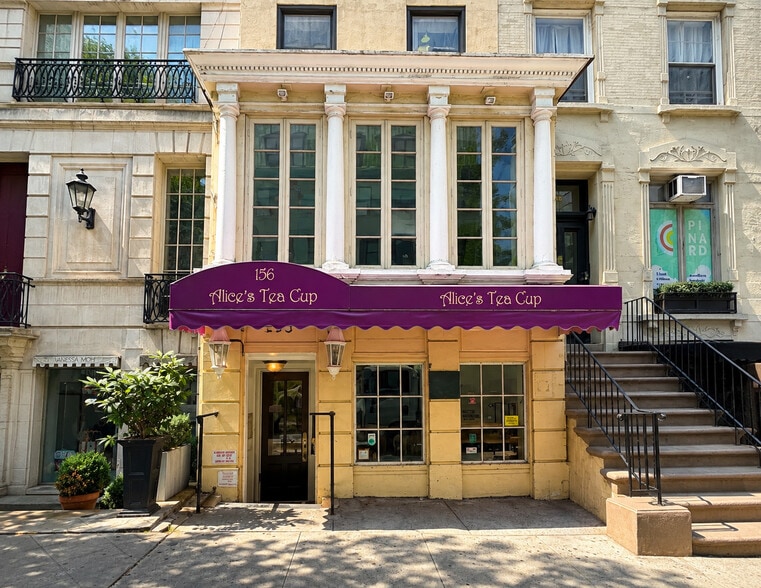 Primary Photo Of 156 E 64th St, New York Apartments For Lease