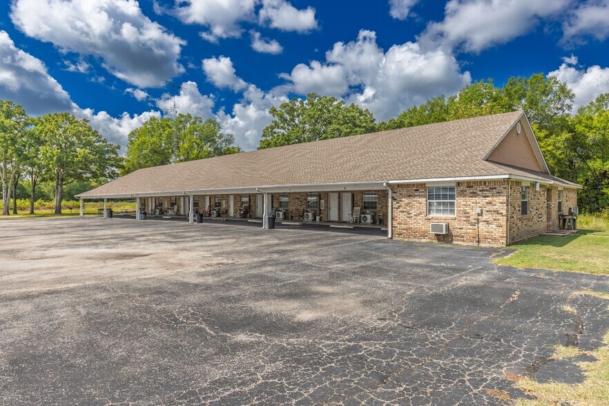 More Photos Of 9530 W FM 515, Alba Specialty For Sale