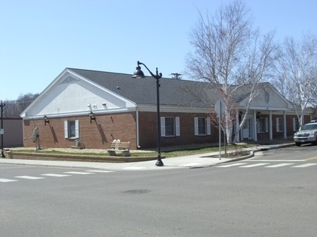 Primary Photo Of 204 3rd Ave, Osceola Office For Lease