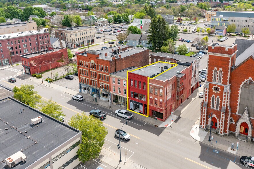 More Photos Of 136 Court St, Binghamton Apartments For Sale