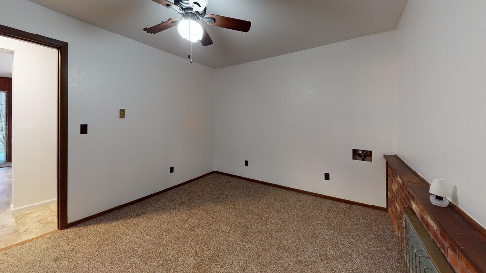More Photos Of 42 Staley Drive, Morgantown Apartments For Sale