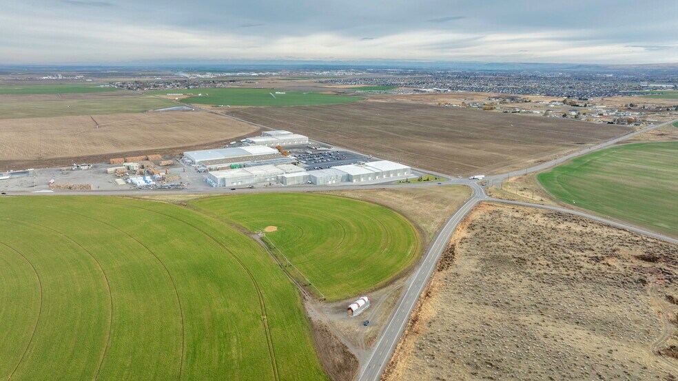 More Photos Of NKA Road 68, Pasco Land For Sale