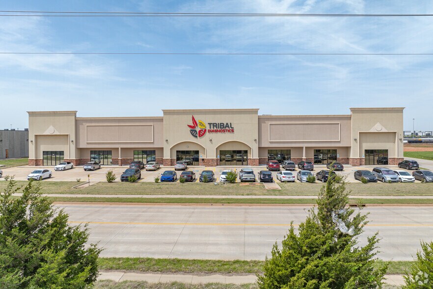 More Photos Of 9217-9301 S Eastern Ave, Oklahoma City Warehouse For Sale