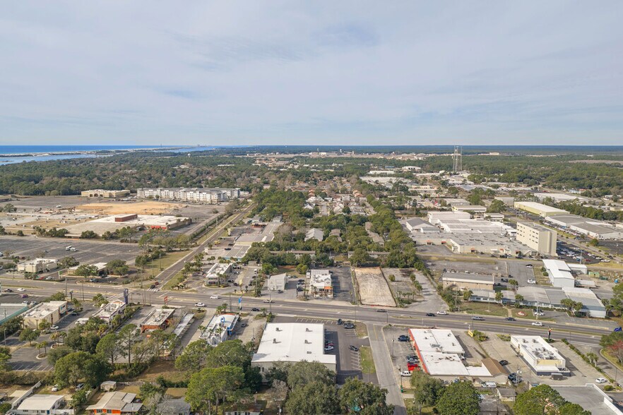 More Photos Of 480 Mary Esther Blvd NW, Fort Walton Beach Restaurant For Sale