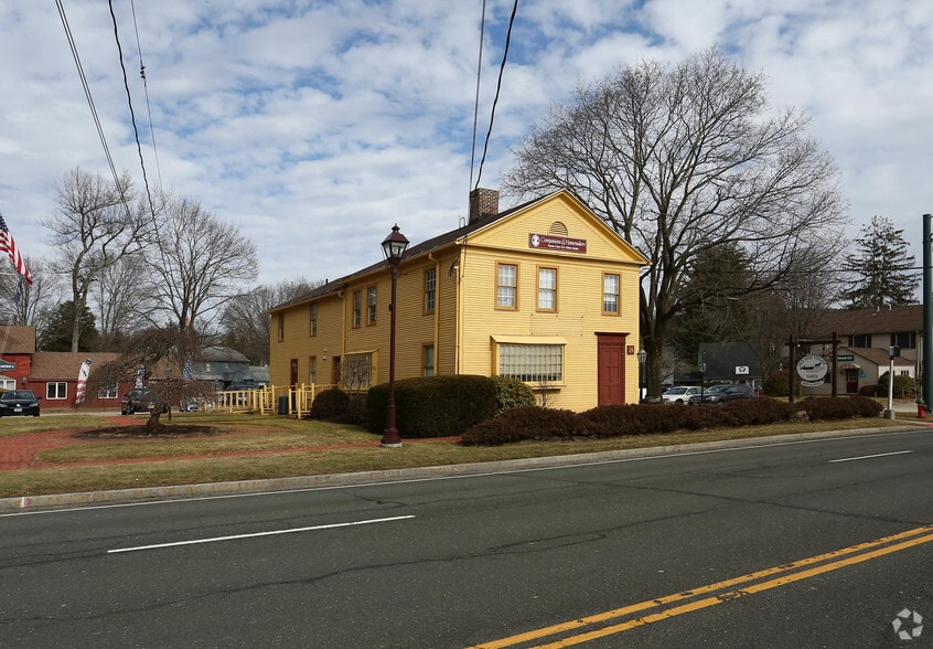 More Photos Of 24 E Main St, Avon Office For Lease